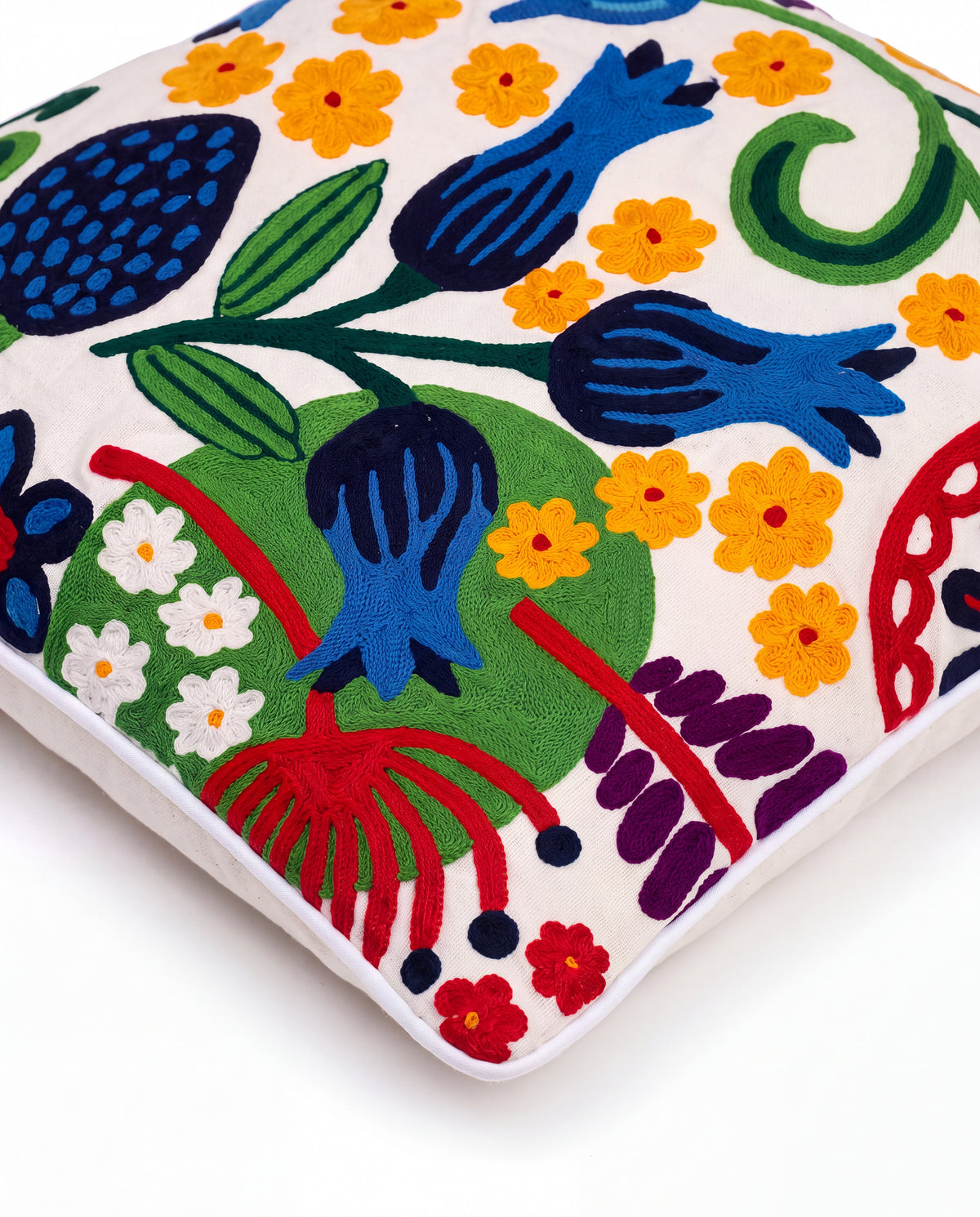 Kundi Embroidered Cushion Cover SSA-0495