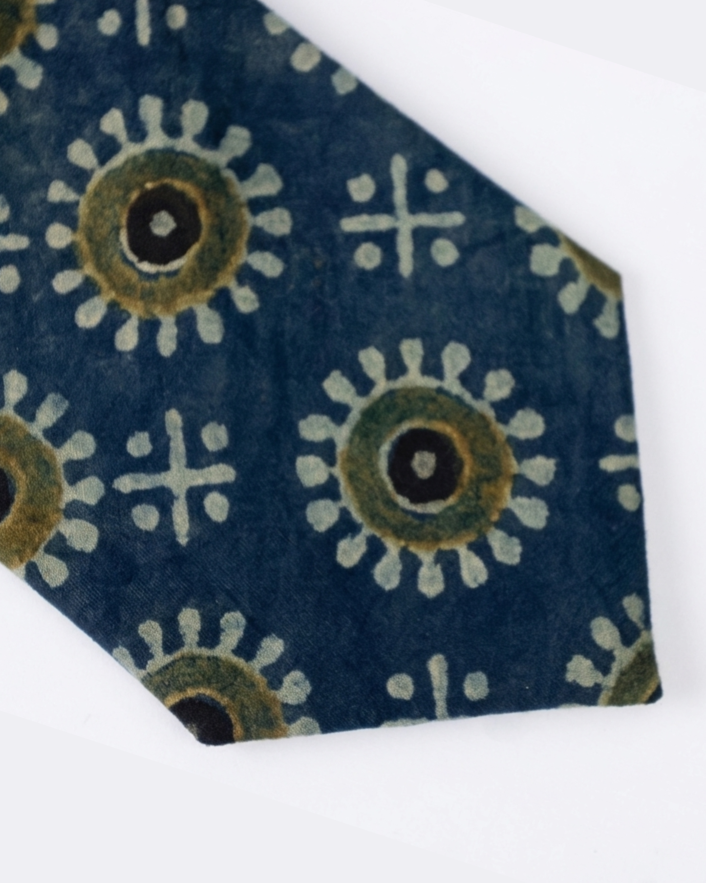 Natural Dye Tie Indigo Sun